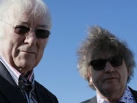 articles/2013/08/30/paul-muldoon-on-seamus-heaney-the-mark-of-a-great-poet/130830-muldoon-seamus-heaney-tease-embed_yahebg