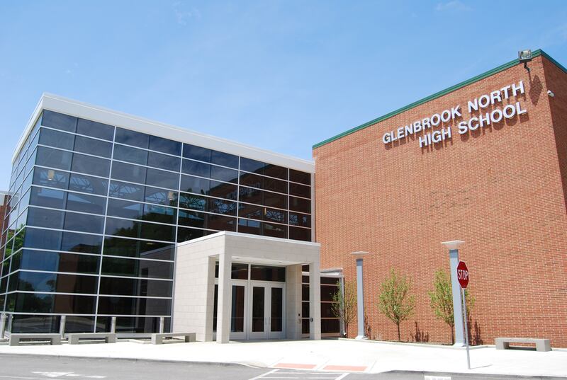 galleries/2013/05/06/top-25-high-schools-midwest/130502-glenbrook-north_r6tjtd