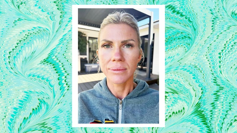 Looker - A 20-Minute Treatment Completely Transformed This Woman's Skin