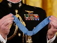 articles/2014/03/19/lenny-kravitz-s-namesake-receives-medal-of-honor/140318-daly-kravitz_xwlf6a