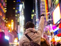 articles/2014/12/04/protesters-react-on-instagram-to-eric-garner-decision/141204-garner-reaction-tease_ashbvf