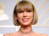 171206-zimmerman-tswift-tease2_fni1iv