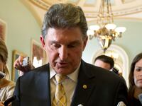 articles/2013/05/01/joe-manchin-s-crusade-to-get-gun-bill-a-second-shot/130430-clift-guns-tease_jyel0f