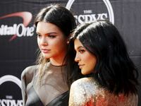 170708-jenners-tupac-shirts-lawsuit-cheat_wv3sse