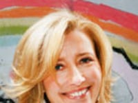 articles/2010/06/15/emma-thompson-hillary-clinton-fight-human-trafficking/dana-emma-thompson_107147_ev9gew