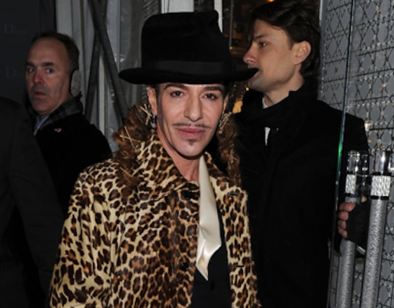 articles/2011/02/25/john-galliano-suspended-by-dior-for-anti-semitic-rant-in-paris/mcnicoll-galliano_162397_cp6zbh