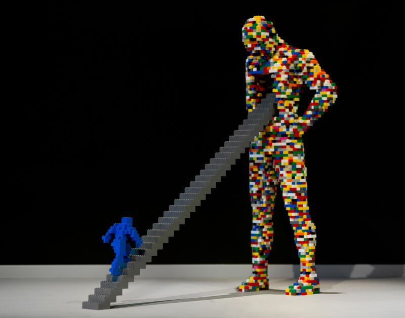 galleries/2014/02/07/20-amazing-lego-sculptures-that-will-blow-your-mind-photos/140206-lego15_pfjvgj