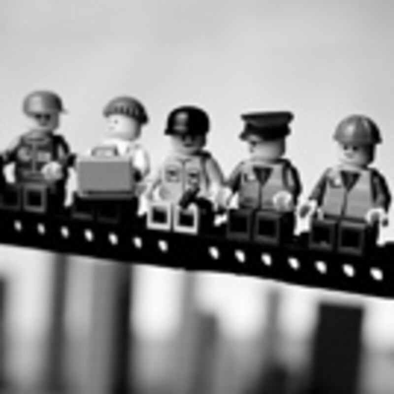 articles/2009/12/30/the-hottest-galleries-of-2009/stimson-lego_45751_naem1c