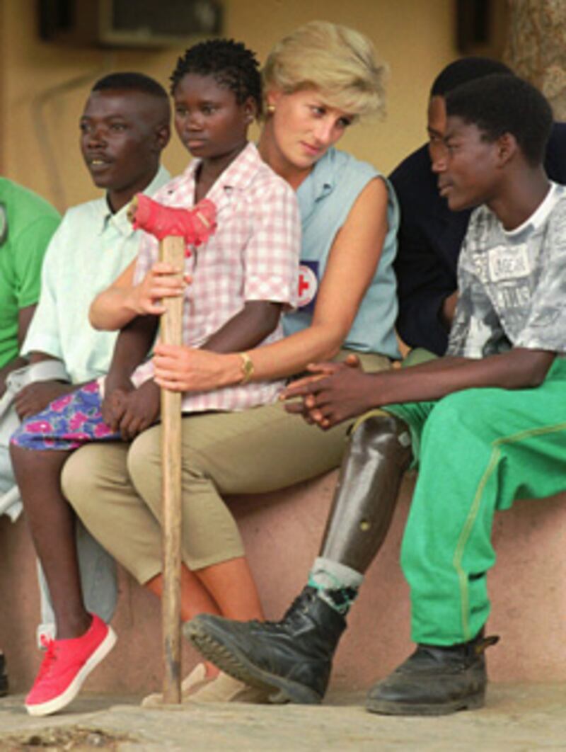 articles/2010/06/06/princess-diana-death-conspiracies-debunking-the-role-of-landmines/gregory-diana-landmine_erc5k2