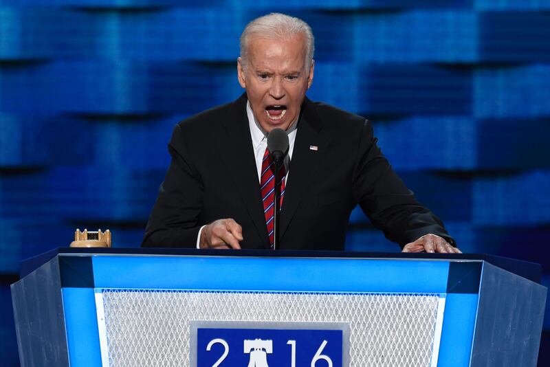 articles/2016/07/28/joe-biden-comes-out-swinging-in-his-last-big-political-speech-as-vp/160727-clift-joe-biden-embed-1_ywpsge