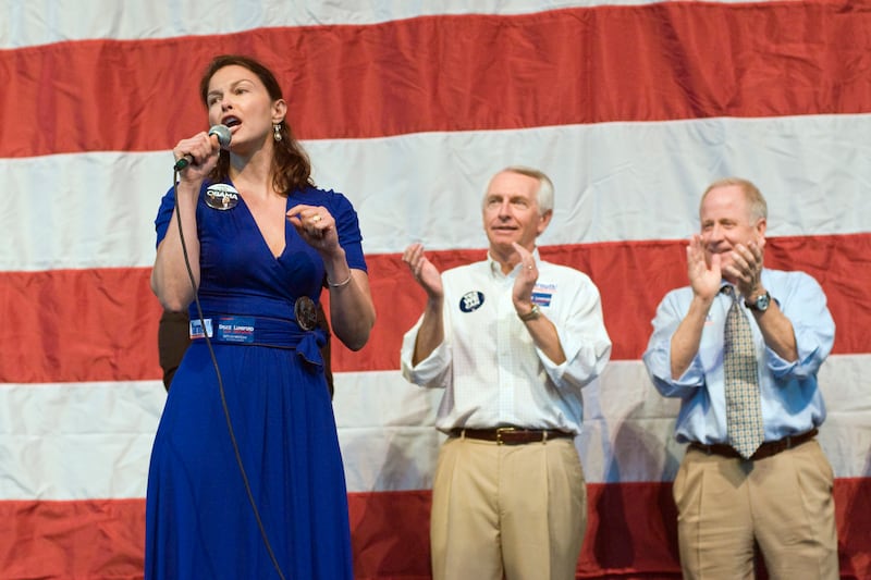 articles/2013/04/01/how-kentucky-democrats-duped-the-msm-and-helped-elbow-out-ashley-judd/130331-Miller-Ashley-Judd-tease_udjpru