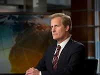 articles/2013/07/14/the-newsroom-season-2-premiere-how-aaron-sorkin-saved-the-hbo-drama/130713-Romano-Newsroom-tease_ckzsrp