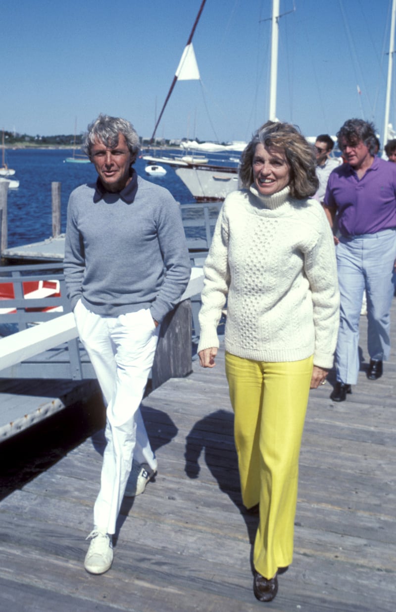 galleries/2013/05/26/the-kennedys-in-summer-whites/130524-kennedy2_pvju5q