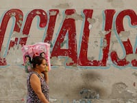 articles/2016/03/20/cuba-s-reforms-are-a-myth/160319-dedekan-cuba-tease_pqy2zv