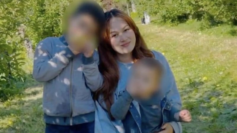 Antonia Aguilar Maldonado and her children.
