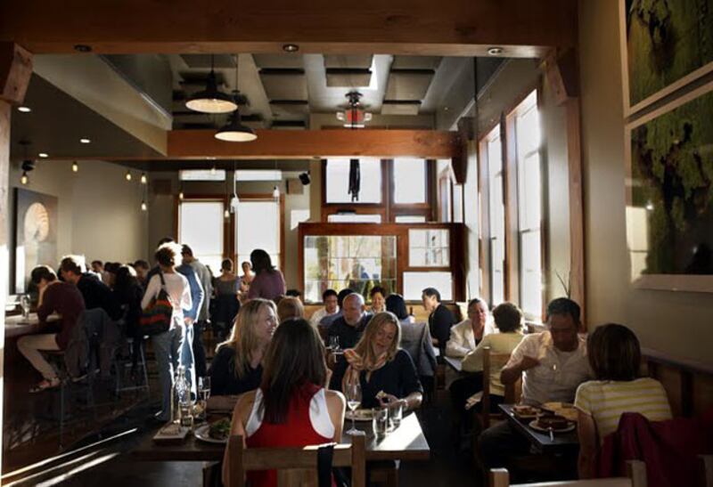 galleries/2009/11/17/fall-s-hot-new-restaurants/falls-hottest-restaurants---flour-water_pbglkk