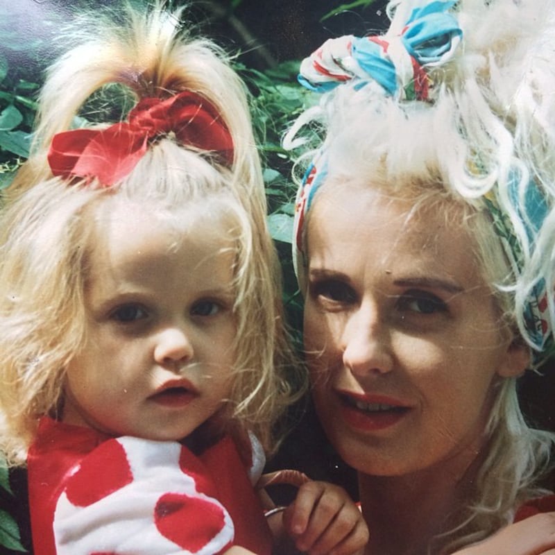 articles/2014/05/01/peaches-geldof-died-of-heroin-overdose/130407-peaches-geldof-sykes-embed_t5ehla