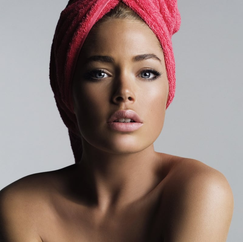 galleries/2013/07/12/iconic-inez-vinoodh/130711-inez-vinoodh-doutzen_m1tgip