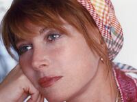 articles/2014/07/23/the-unsinkable-lee-grant-sets-the-record-straight/140721-oconnor-grant-tease_ktv0l8