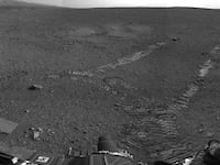articles/2012/08/28/nasa-s-curiosity-to-twitter-and-beyond/mars-curiosity-dzieza_zezuxk