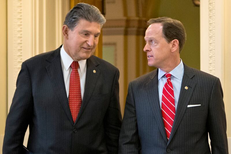 articles/2013/04/17/background-checks-face-defeat/130417-kurtz-manchin-toomey-gun-control-tease_qrrgv2