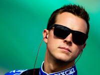 articles/2013/11/13/can-nascar-driver-trevor-bayne-race-safely-with-multiple-sclerosis/131112-sepkowitz-driver-ms-tease_oeroqt