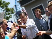 articles/2012/05/11/cash-pours-in-for-obama-after-same-sex-evolution-no-boost-for-romney/mitt-romney-fundraising-taylor_ijbaed