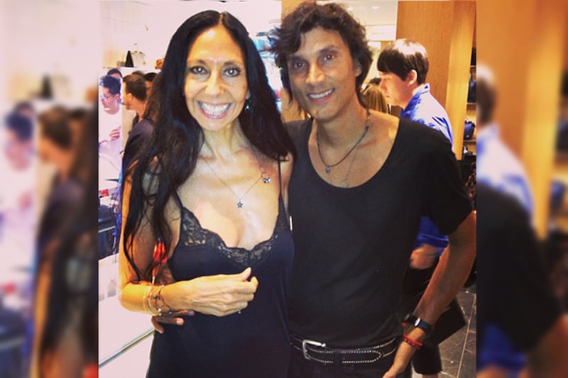 articles/2013/09/08/6-questions-for-inez-and-vinoodh/130908-fashion-inez-vinoodh-tease_gucuaj