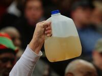 articles/2016/01/21/state-sponsored-child-abuse-and-neglect-in-flint/160121-redlener-flint-water-tease_mkjaep