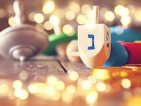 171215-moss-Hanukkah-tease_c3fozi