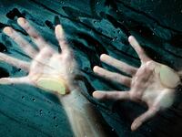 articles/2011/12/06/russian-girl-katia-popova-was-trapped-in-her-apartment-for-9-years/hands-trapped-cheat_aq4cv8