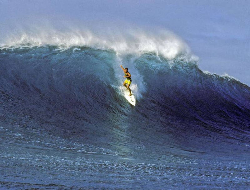 galleries/2011/06/22/surfing-photographs-from-the-eighties/jeff-divine-surfing-eighties-21_bfva8w