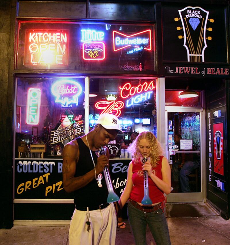 galleries/2012/02/13/sex-in-the-usa-america-s-horniest-cities-from-atlanta-to-los-angeles/horniest-cities-21-memphis_cyjred