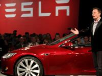 2021-11-16T012655Z_240084023_RC2DVQ9B20C9_RTRMADP_3_TESLA-JP-MORGAN_ddx9ki