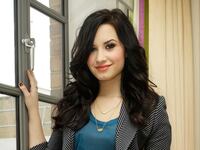 cheats/2010/11/02/demi-lovato-in-rehab-struggles-with-cutting-and-eating-disorders-source-says/sx-top---demi-lovato_ewd9bh
