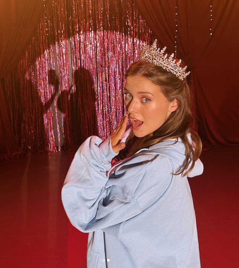 “Elle” actress Lexi Minetree is pictured with brunette hair in a 2023 Instagram post.