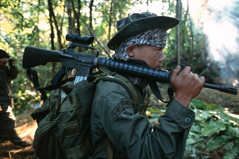 articles/2014/04/19/myanmar-s-free-burma-rangers-are-like-doctors-without-borders-with-guns/140418-griffiths-burma-tease_bv31sc