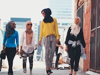 articles/2014/01/15/meet-the-muslim-hipsters/140114-mipsterz-cunningham-tease_hbhrai