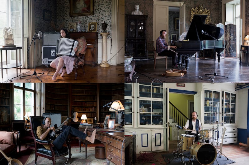 articles/2013/02/15/ragnar-kjartansson-at-luhring-augustine-is-the-daily-pic-by-blake-gopnik/ragnar-daily-pic_kzczh1
