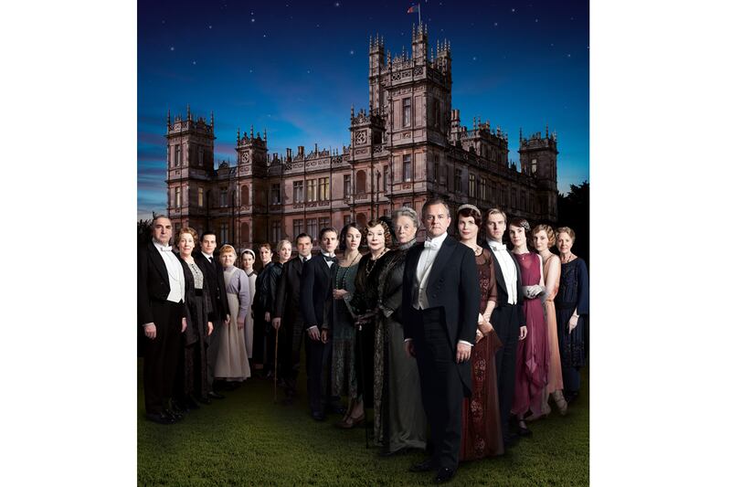 articles/2012/09/12/downton-abbey-season-3-julian-fellowes-hugh-bonneville-michelle-dockery-and-more/lacob-downton-abbey-three-embed_psydh0