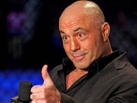 2021-04-24T220050Z_1470295680_MT1USATODAY15959688_RTRMADP_3_MMA-UFC-261-NA-VS-CARNELOSSI_gjmjty