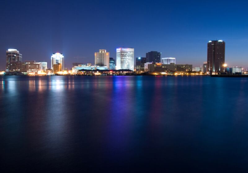 galleries/2009/09/16/25-colleges-with-the-worst-crime-rankings/dangerous-colleges---norfolk_ujycjb