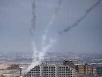 articles/2014/07/28/as-israel-enforces-its-buffer-zone-gaza-shrinks-by-40-per-cent/140728-rosenfeld-gaza-map-tease_ryzgwy
