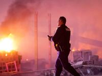 articles/2015/04/28/baltimore-looters-take-everything-but-a-family-s-pennies/150428-glawe-baltimore-tease_sluyvt