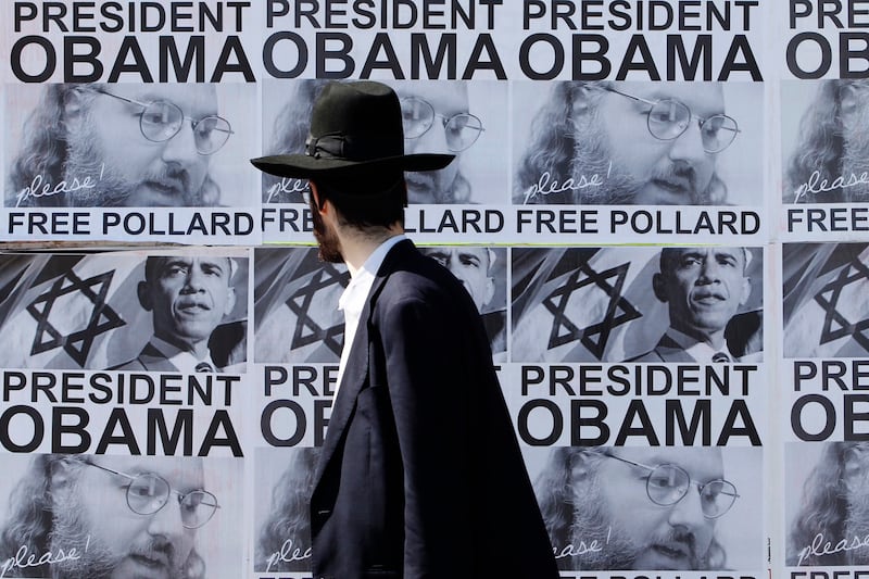 articles/2014/03/31/obama-admin-confirms-we-may-free-israeli-spy-to-save-peace-talks/140331-pollard-rogin-tease_ispv83