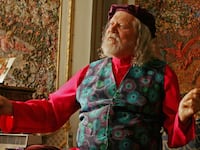 articles/2016/06/04/the-best-eccentric-aristocrats-are-british-obviously/160603-sykes-eccentric-aristocrats-tease_vwnslw