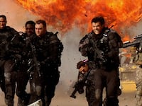 articles/2011/06/30/transformers-dark-of-the-moon-navy-seal-trainer-for-josh-duhamel-tyrese/transformers-workout-lee_mr6mnc