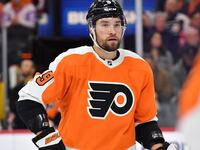 2023-01-15T033944Z_1710950019_MT1USATODAY19793820_RTRMADP_3_NHL-WASHINGTON-CAPITALS-AT-PHILADELPHIA-FLYERS_rixx2i