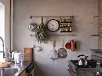galleries/2013/08/10/omg-i-want-this-house-brooklyn-photos/130808-omg-brooklyn9-tease_hk1hpe