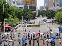 2021-05-30T022602Z_925566462_RC2EPN9OHU7D_RTRMADP_3_HEALTH-CORONAVIRUS-CHINA_gsut3e